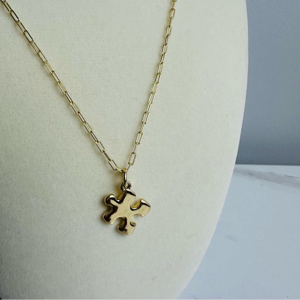 18” Gold-Plated Sterling Silver Paperclip Chain Necklace w/Gold-Plated Charm